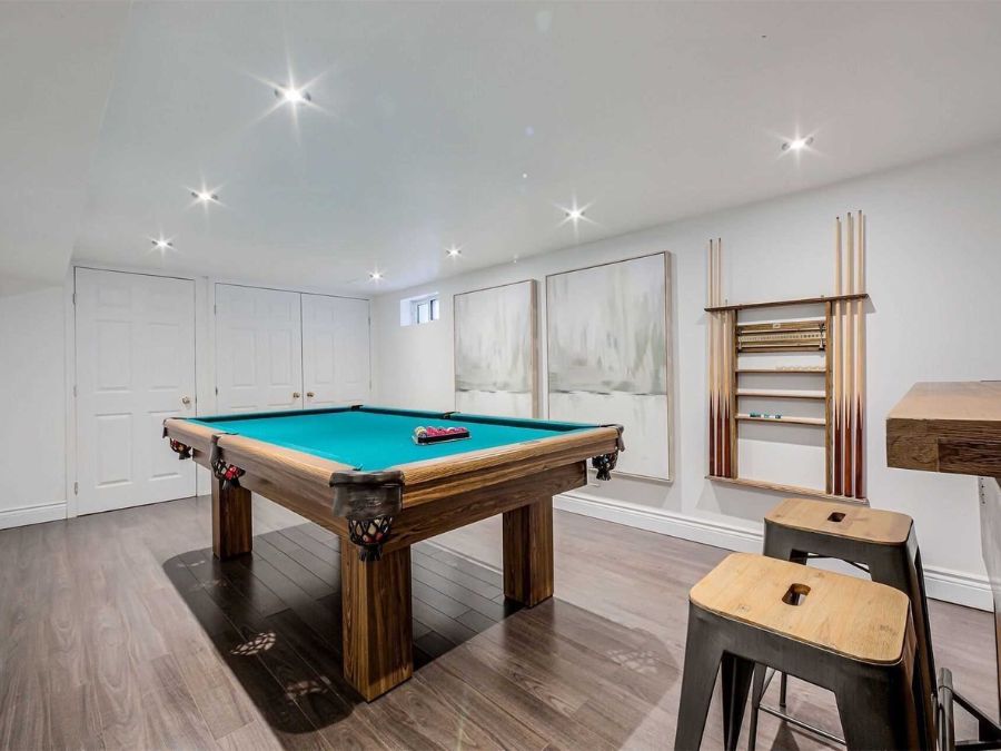 42 Kingland Cres North York addition